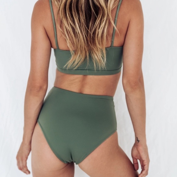 Wanderlust Swimsuit in Fern Small - Picture 2 of 5